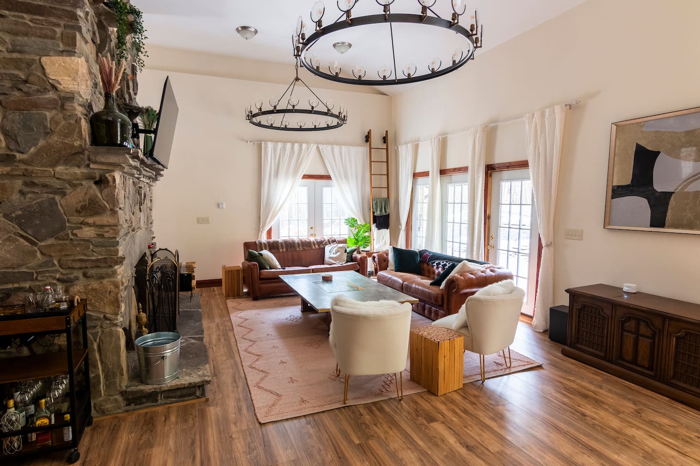 Catskills Barn Retreat w/Fireplace & 9 Acres