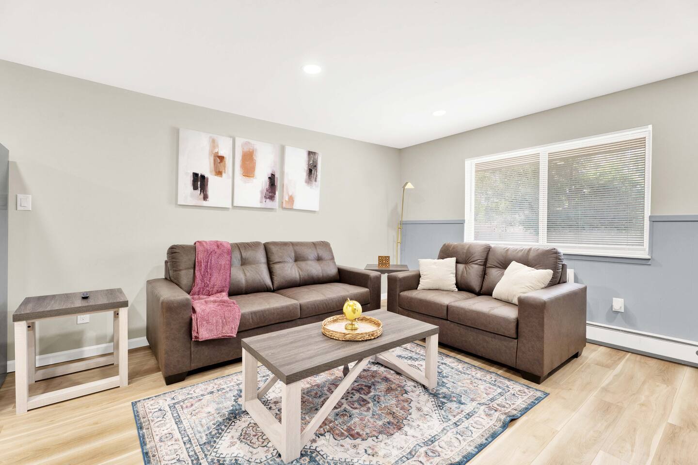 Charming 1BD • Wolverine Lake | WiFi + Private
