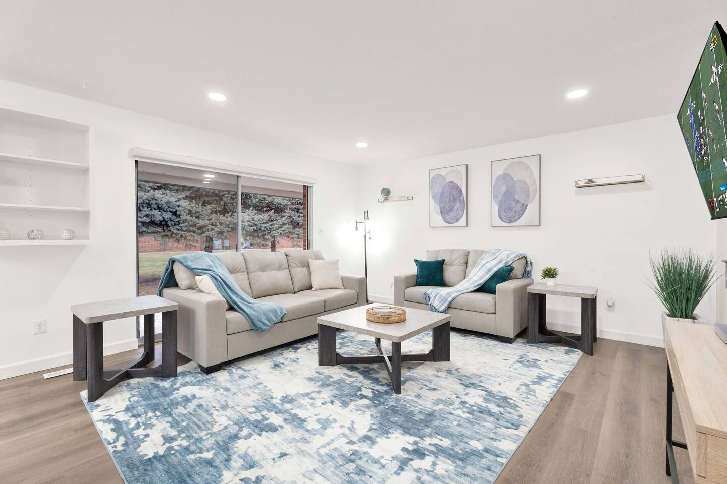 Luxury Modern Shelby Living | W/ Private Enterence