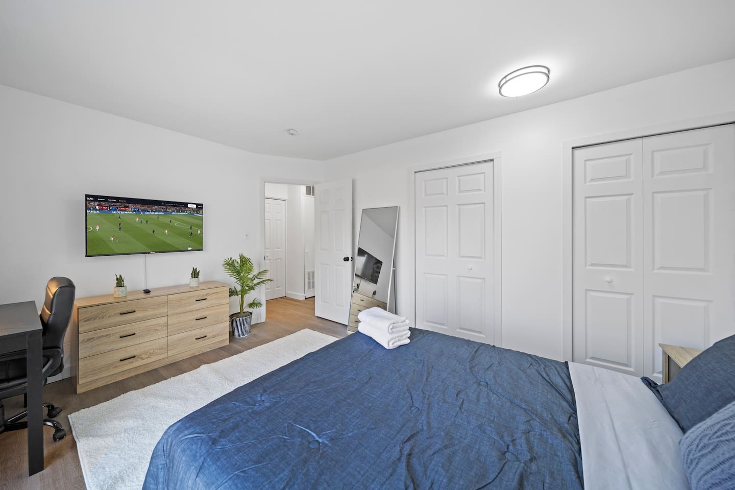 Cozy Shelby Twshp Apt Near River Bends Park