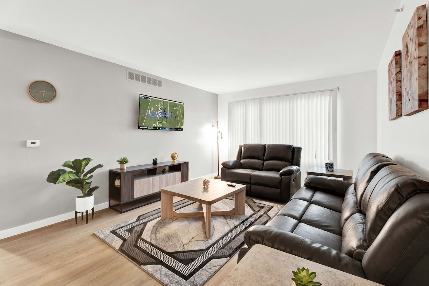 Farmington Hills 1BR | Near Parks & Shopping