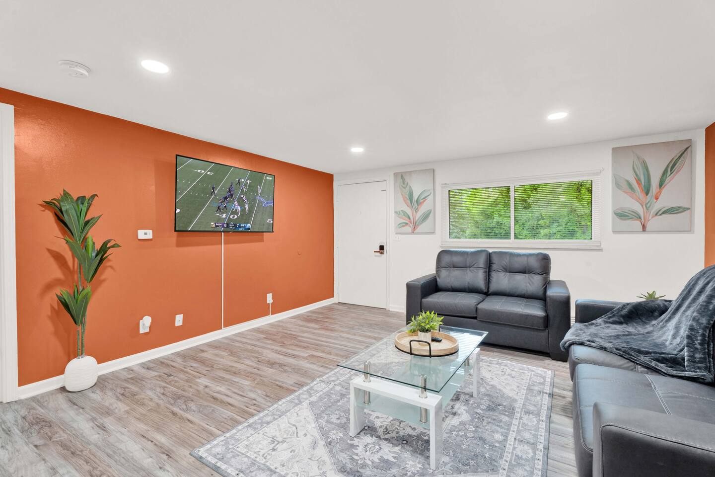 Tranquil Modern Pad | Walk to Downtown Milford