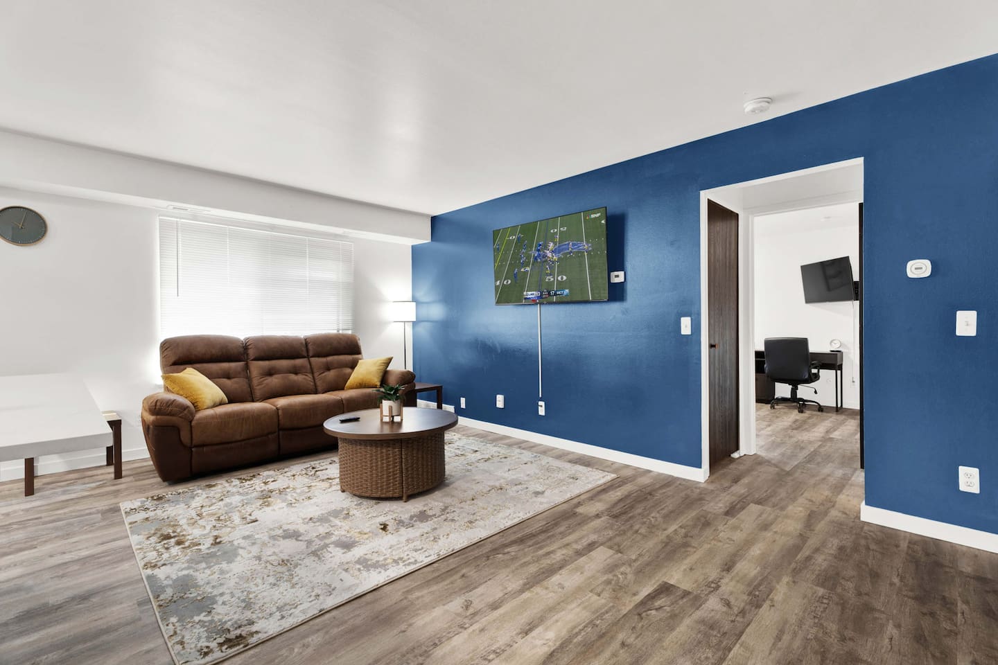 Farmington Hills Gem | Cozy & Central 1BR
