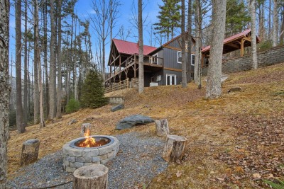 5BR Lodge w/ Game Room, Firepit & Mountain Views! photo 1