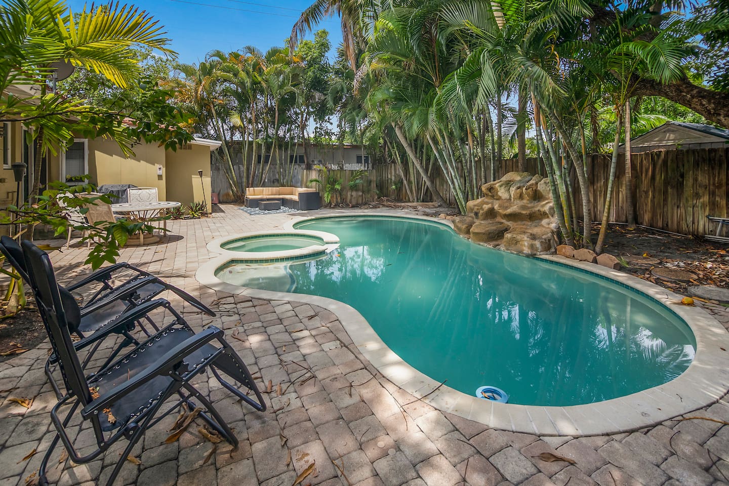 Lush 3BR Fort Lauderdale Getaway w/ Pool & Spa