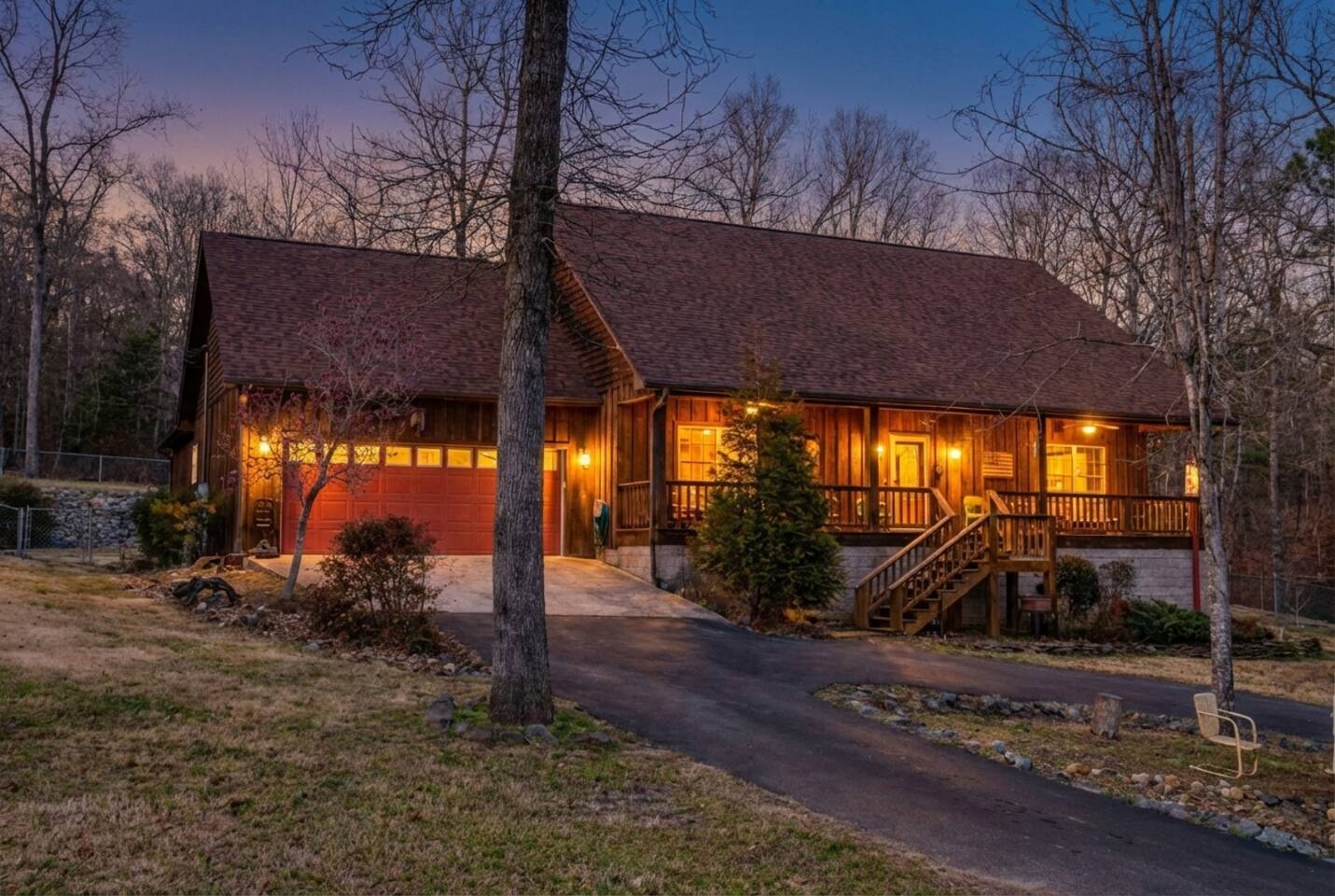 Dog Friendly Vintage Lake Cabin w/ Hot Tub & Kayak