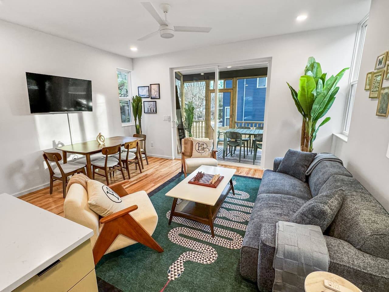 Luxury Hot Tub | 3BR Suites near Duke