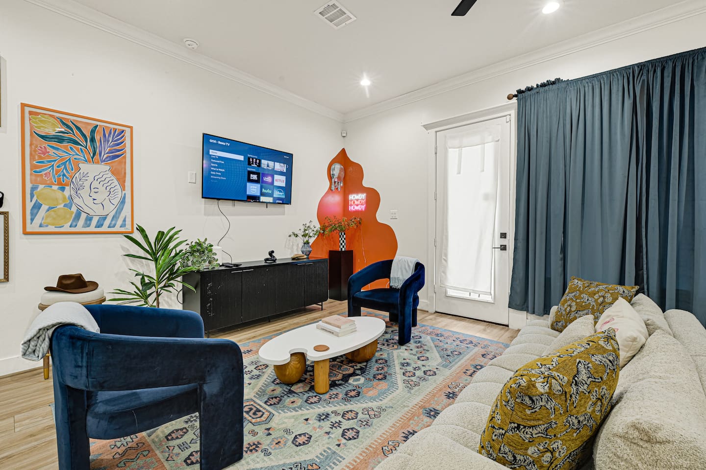 Houston 4BR townhome photo 7