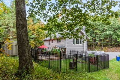 The Gatehouse at Raspberry Ridge rental in Craryville