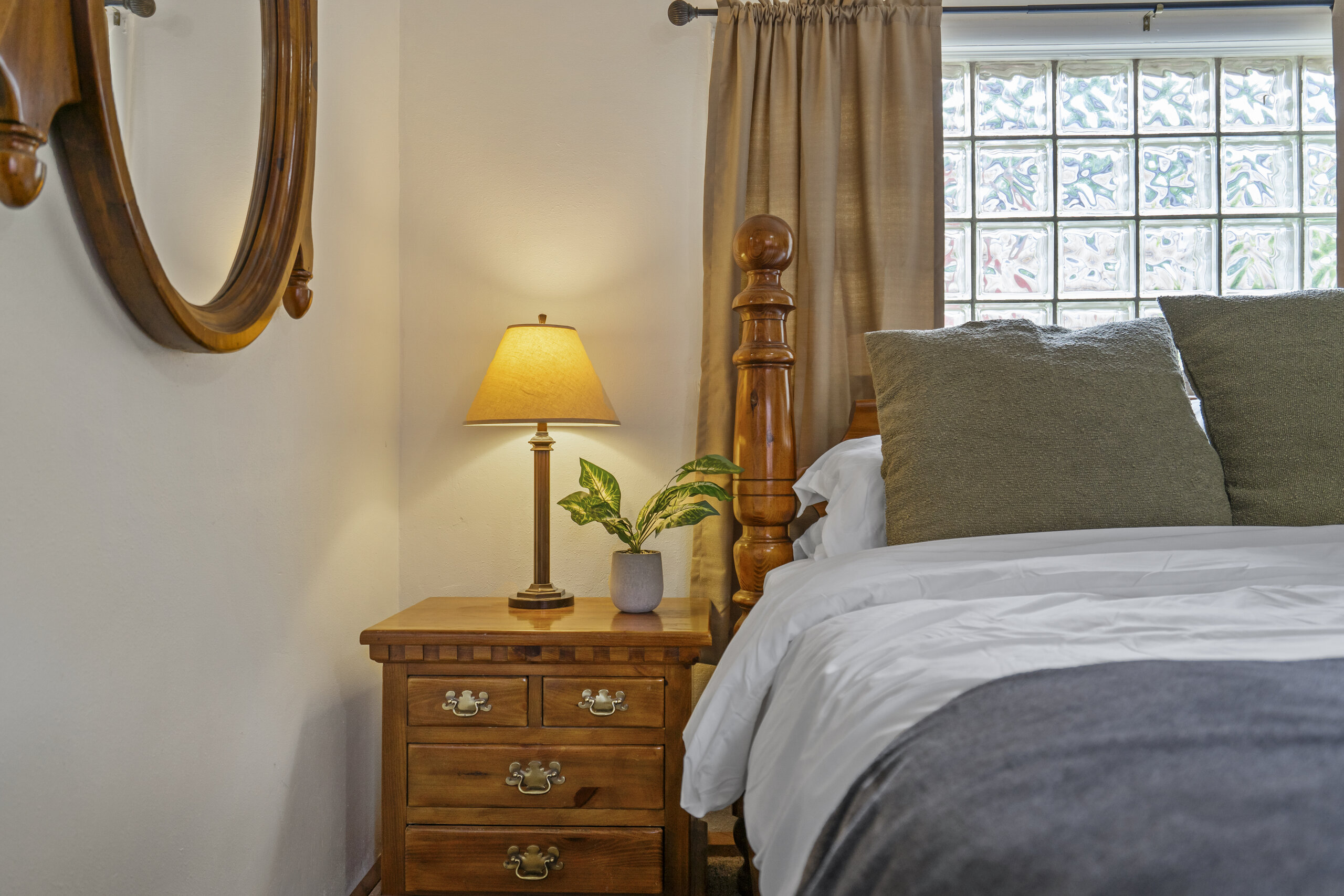 The Backwoods Retreat | covered parking