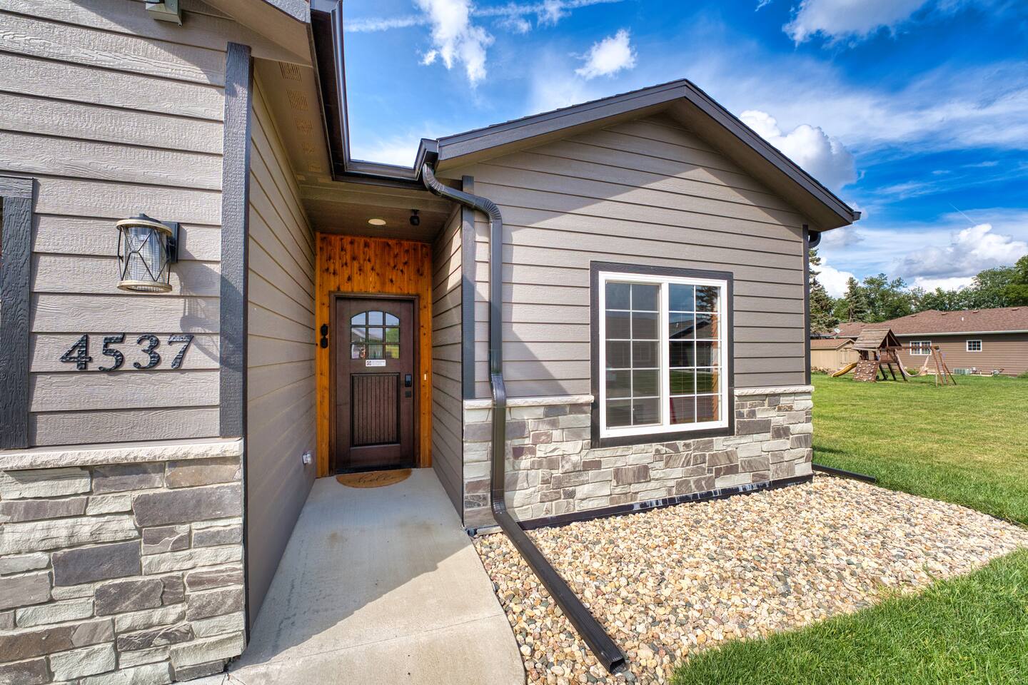Voted #1 for cleanliness & comfort: Newly Built