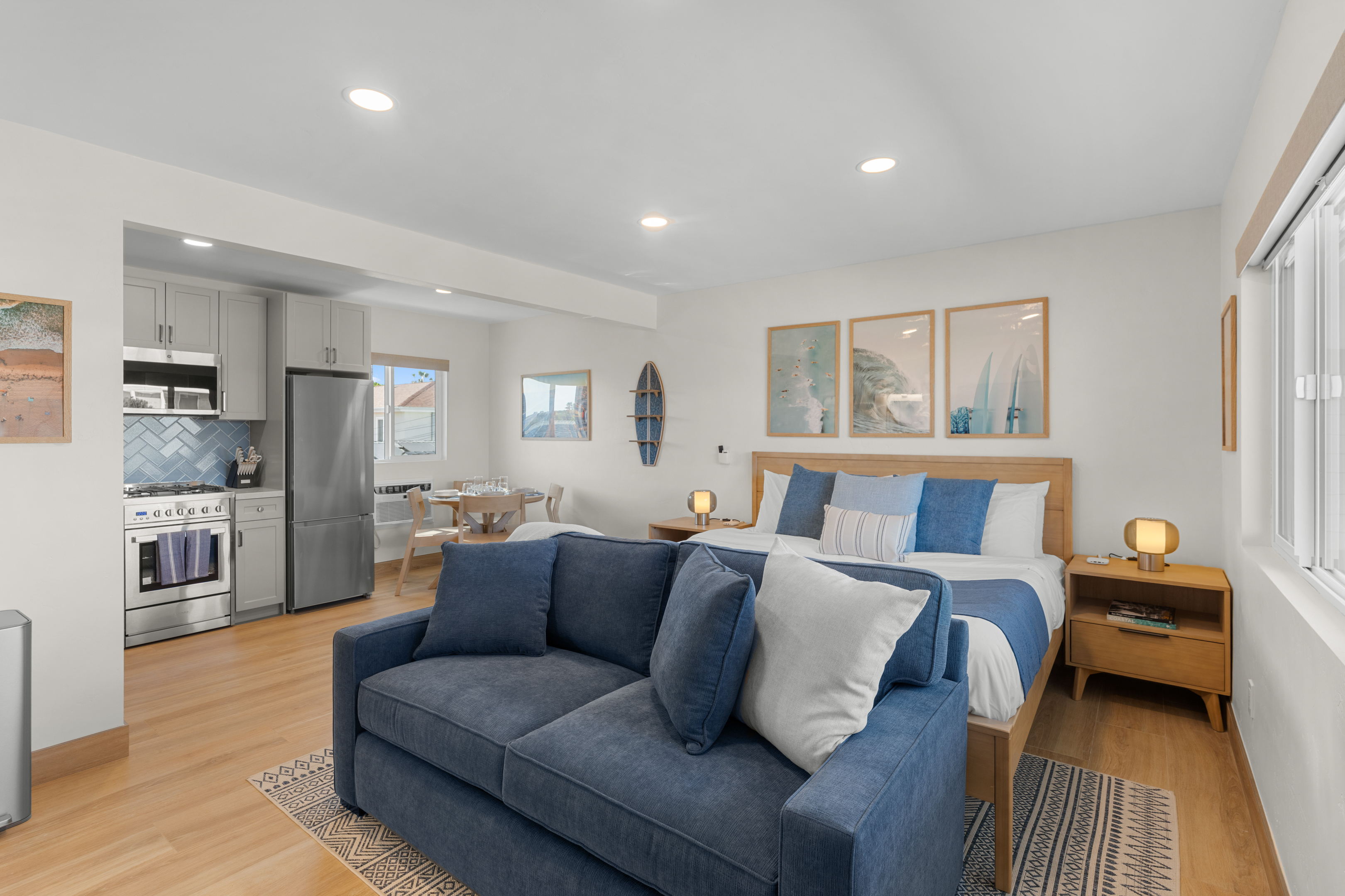Pacific Tides 6 - Stylish Studio w/ Parking + AC