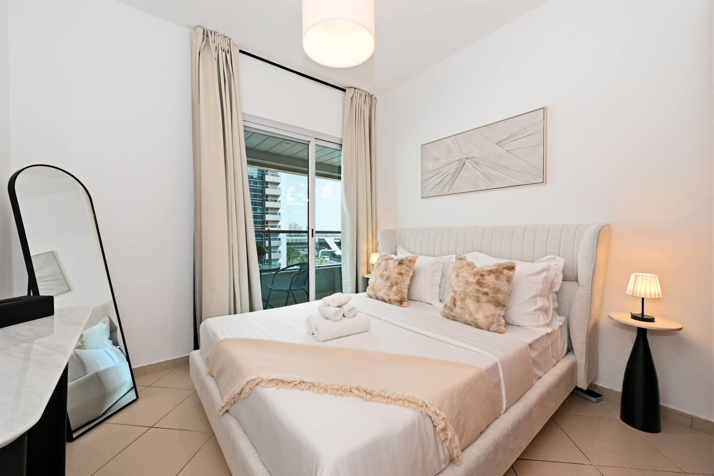 Diamond 1BR| 1 min to Metro and 2 min to JBR Beach