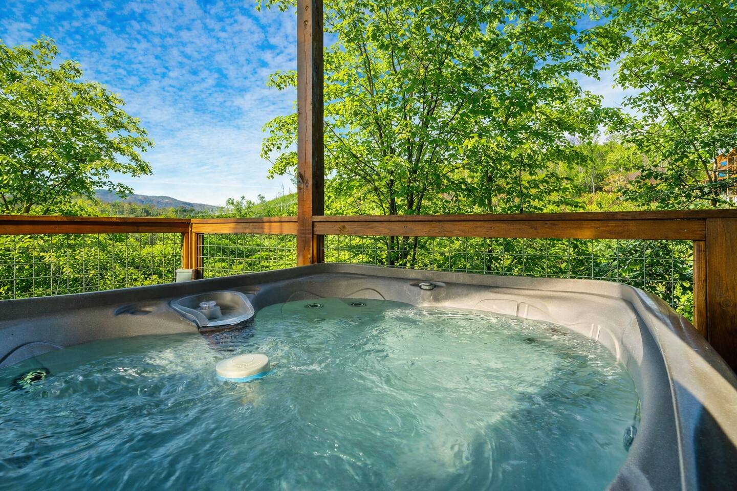 Fireflies + Pools + Mt Views + Firepit + Arcade