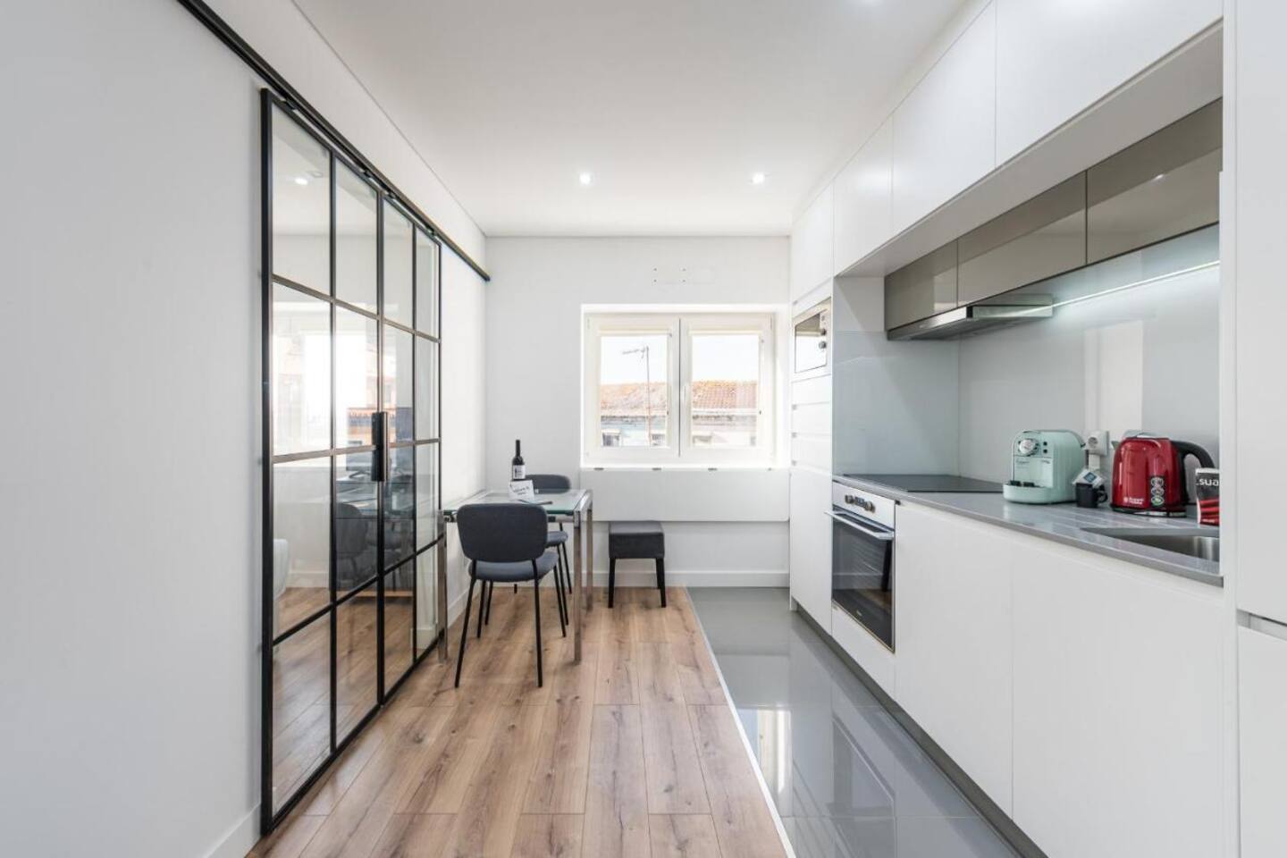 Cozy Studio|Fast Wi-Fi|Near Campanhã St. & River