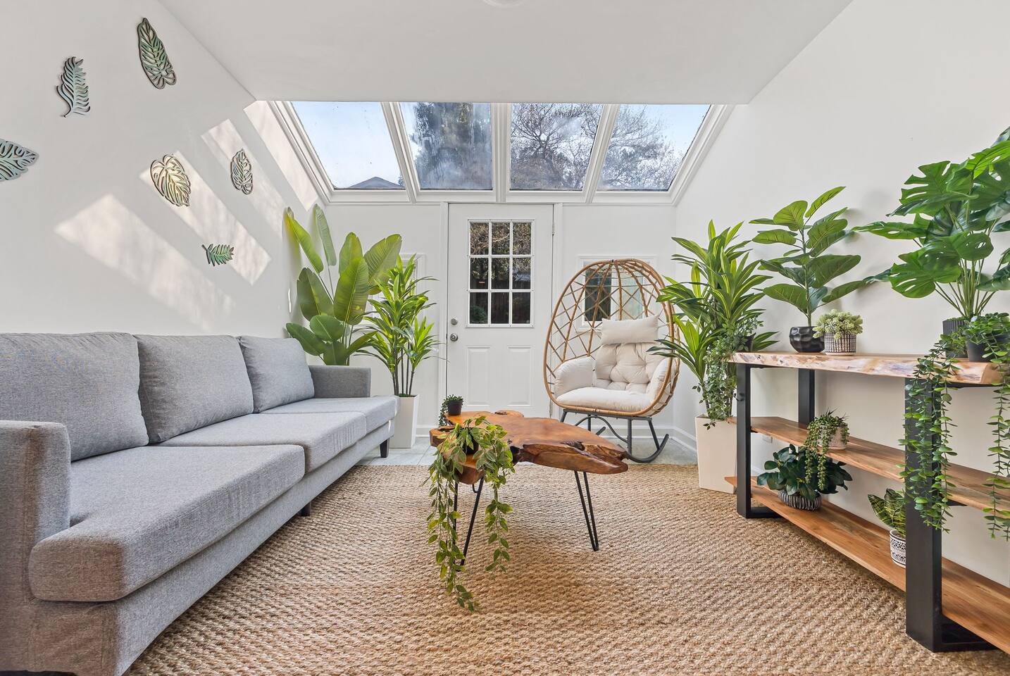 Stylish 4BR Retreat Near BeltLine & Ponce City