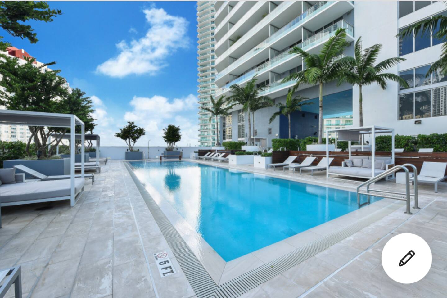 BRICKELL HOUSE-oceanview 1 B beautifully decorated