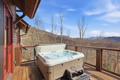 Eagles Nest Cabin w/ Hot Tub, Fireplace & Views! photo 7