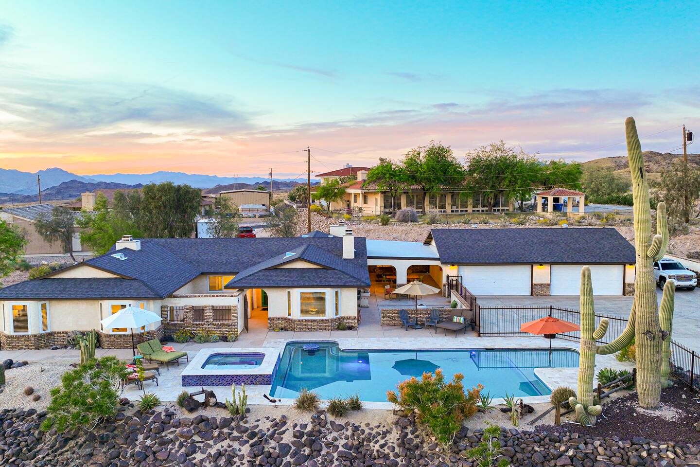 Family-Dog Friendly | Pool & Spa | BBQ & Ping Pong