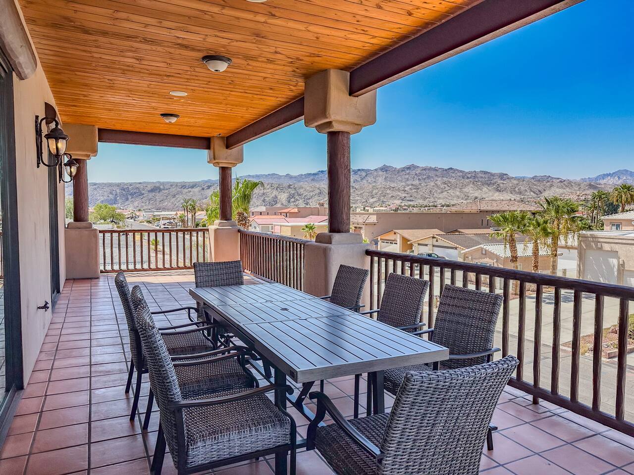 River Home | RV Garage | Ping Pong | Poker Table