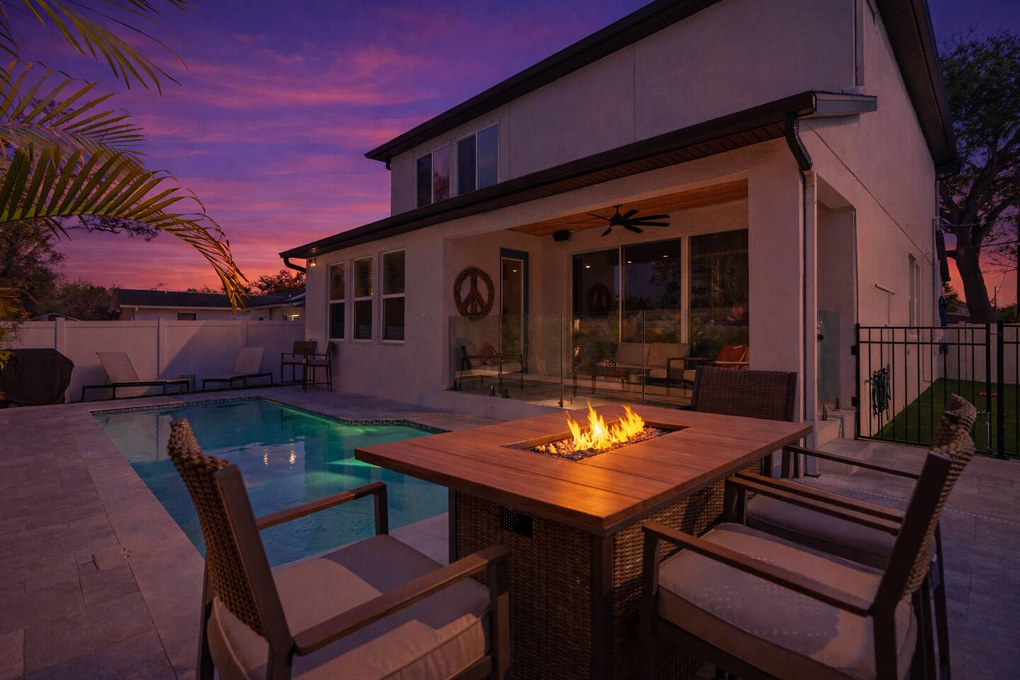 Luxury Escape | Modern | Heart Of Tampa