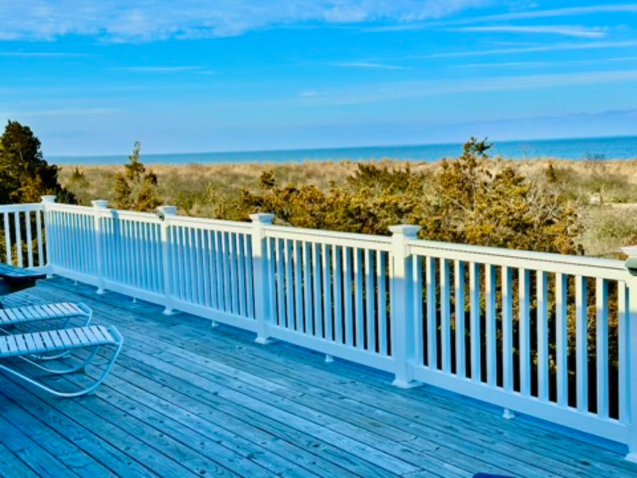 BeachView: ON BEACH. Pool Table. Pet-Friendly.