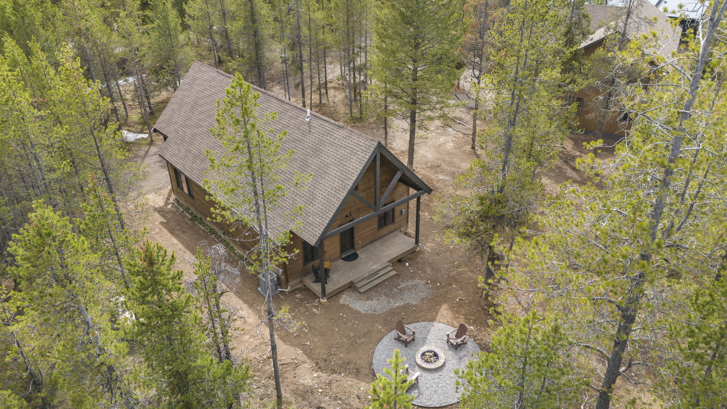 Legend's Lodge; Yellowstone's perfect homebase