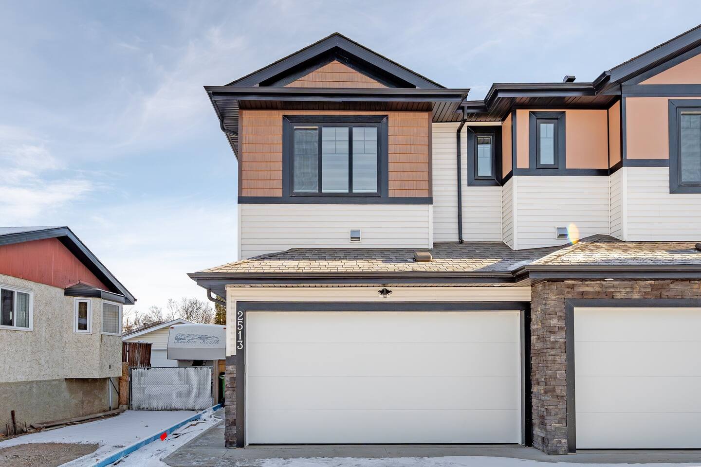 Modern Duplex with AC Nearby Grey Nuns & Sleeps 8