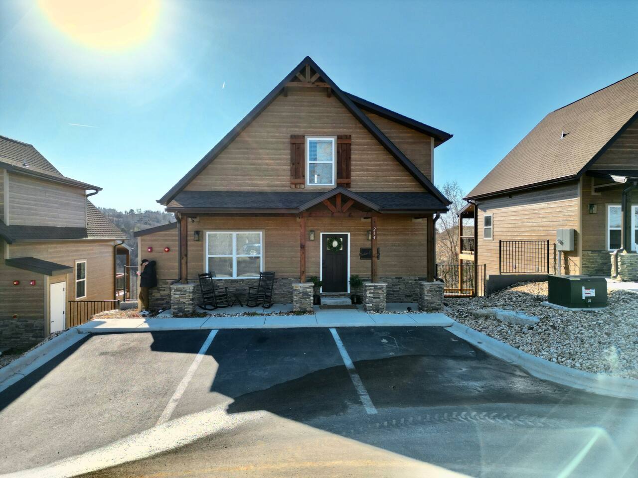 Lake Views, Pools/Outdoor Fireplace/TV and Hot Tub