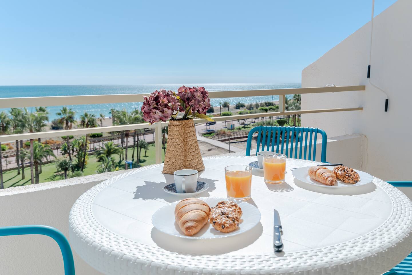 Vista al mar + terrazа | Piscinas - Valmor Vacation