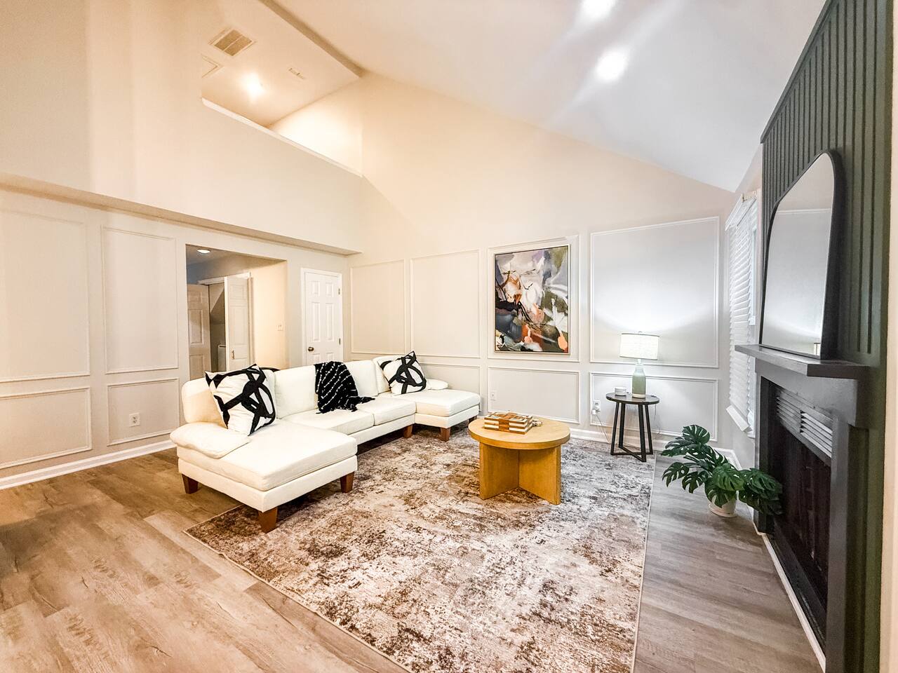 Simple & Practical Townhome on Main Road – $3K/Mo