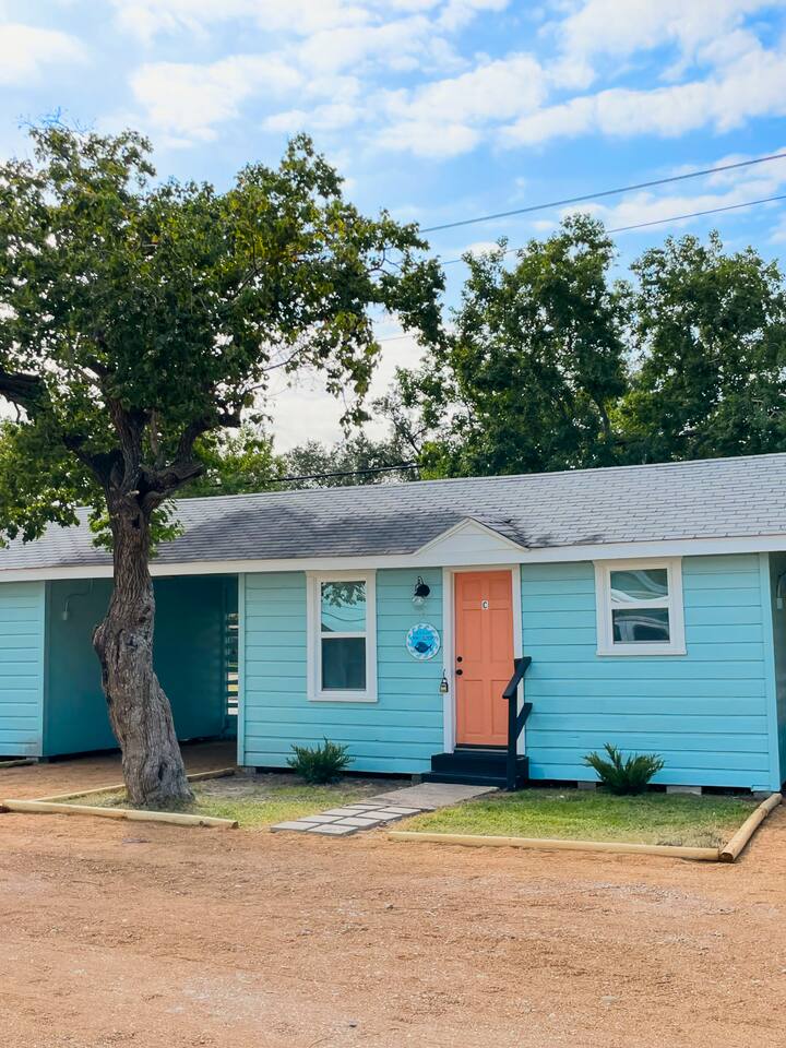 Serenity Seashell Tiny Cabin C