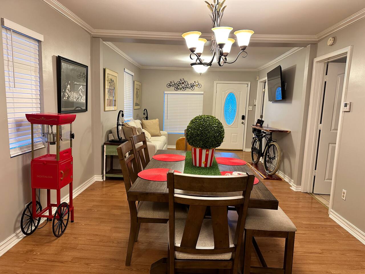 Tracks & Trails Cottage