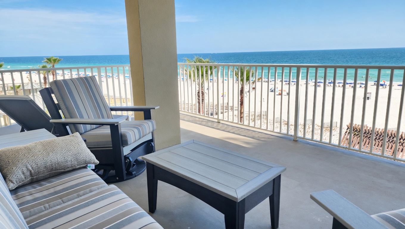 Fantastic Views! - East Corner Beach Front Condo!