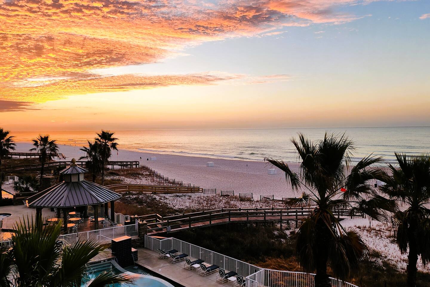 Fantastic Views! - East Corner Beach Front Condo!