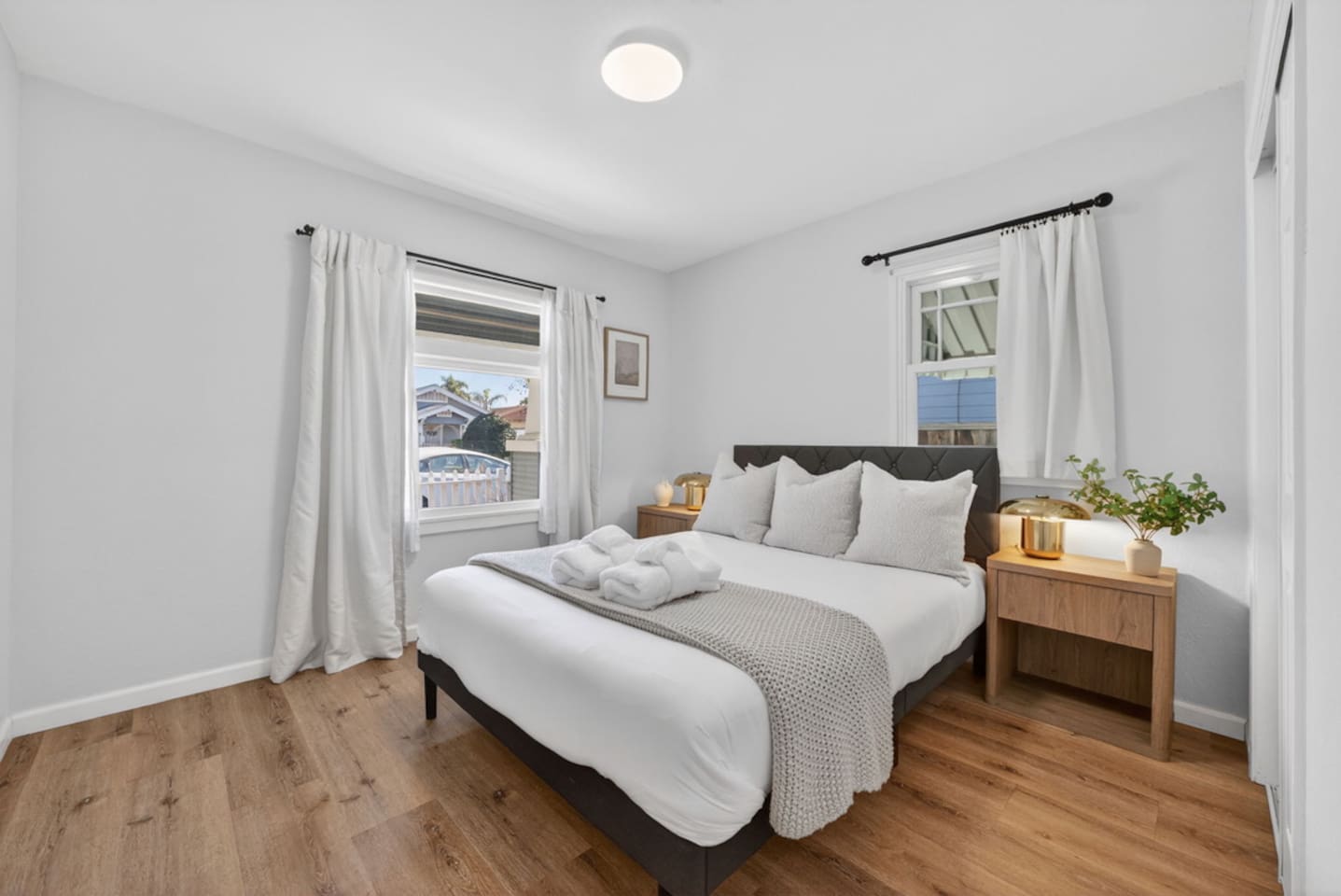 Alpha Home • Designer Room close to Santana Row