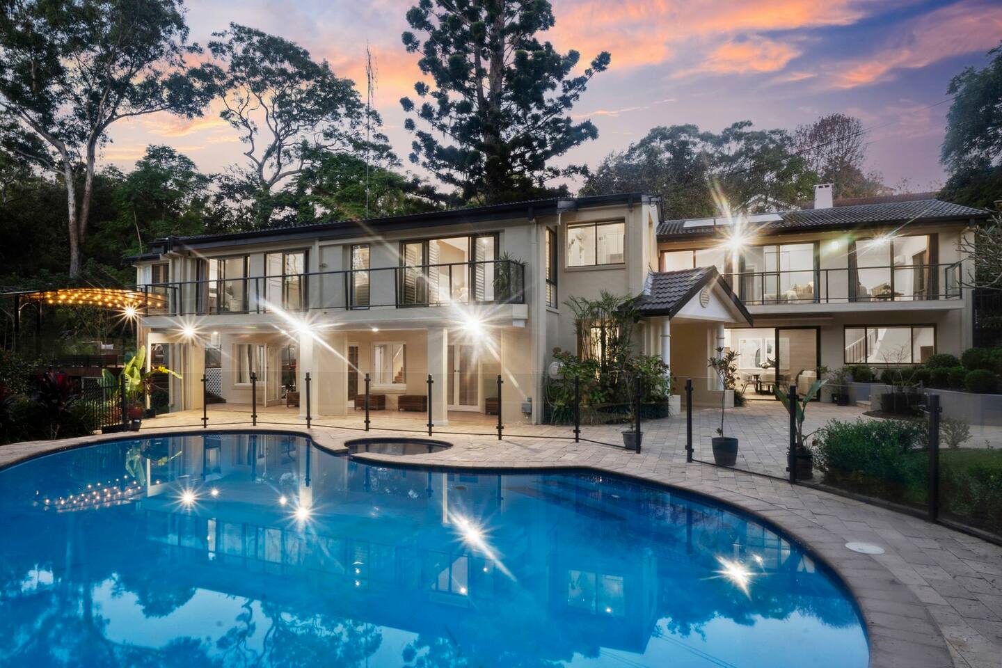 Grand 5BR Lindfield Retreat with Private Pool