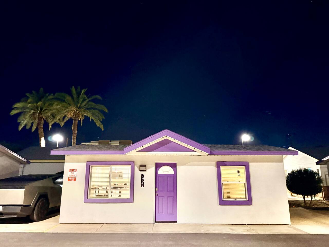 Violet Casita * Light Rail * ASU * Airport*Wifi