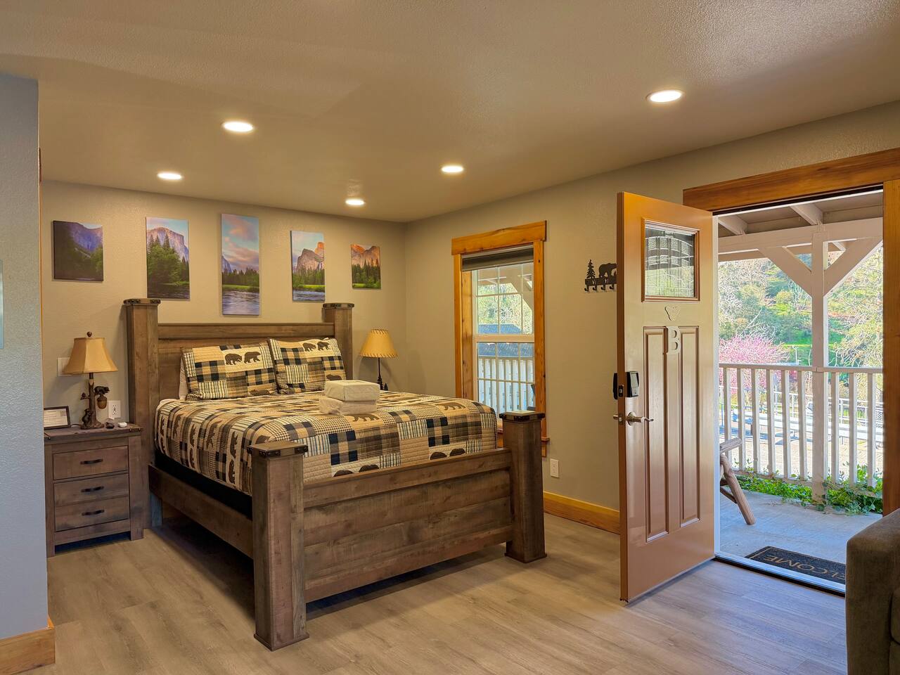 Two Private Studios • Downtown Mariposa • Yosemite