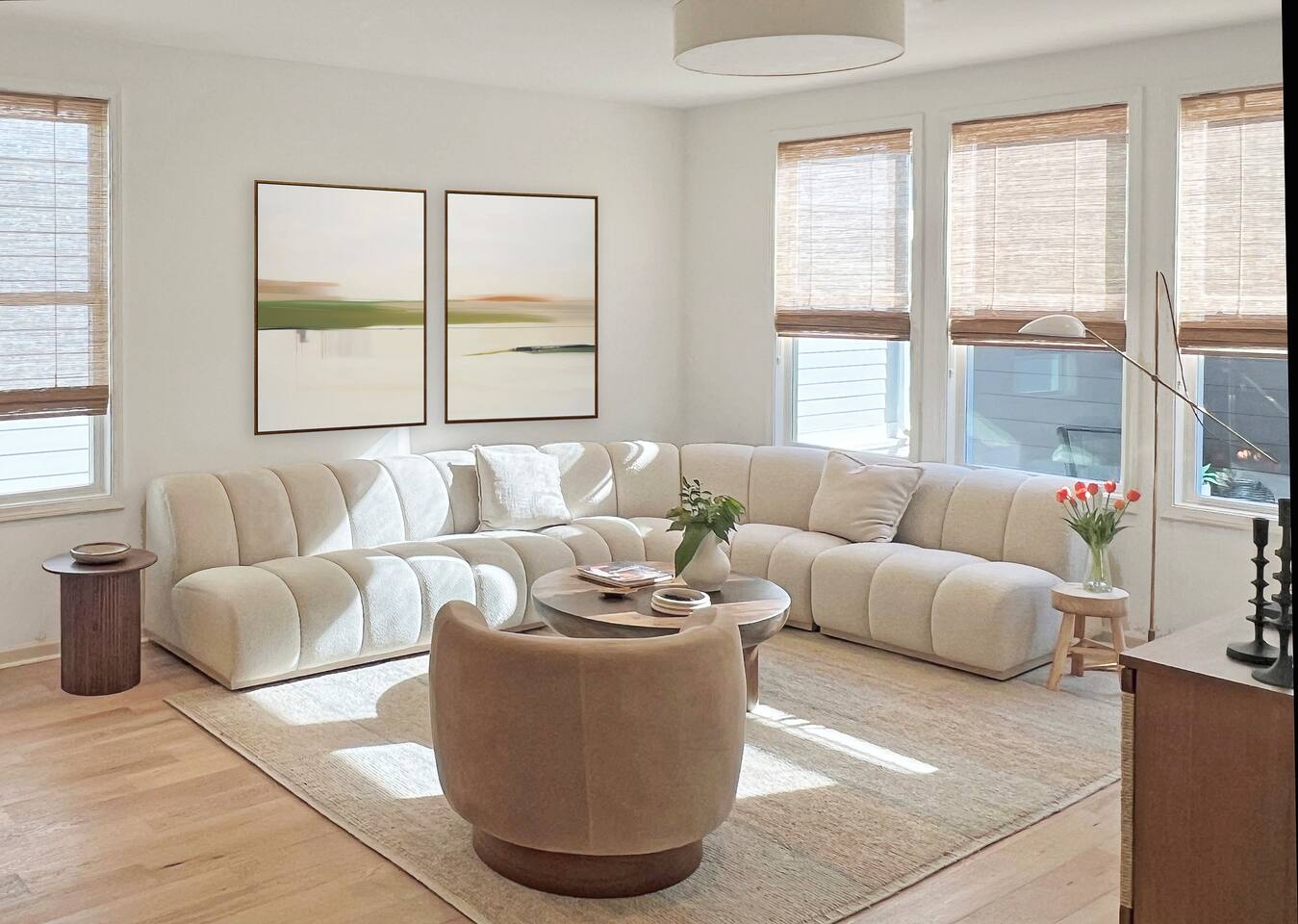 Brand New Luxury Home 2 miles from The Square!