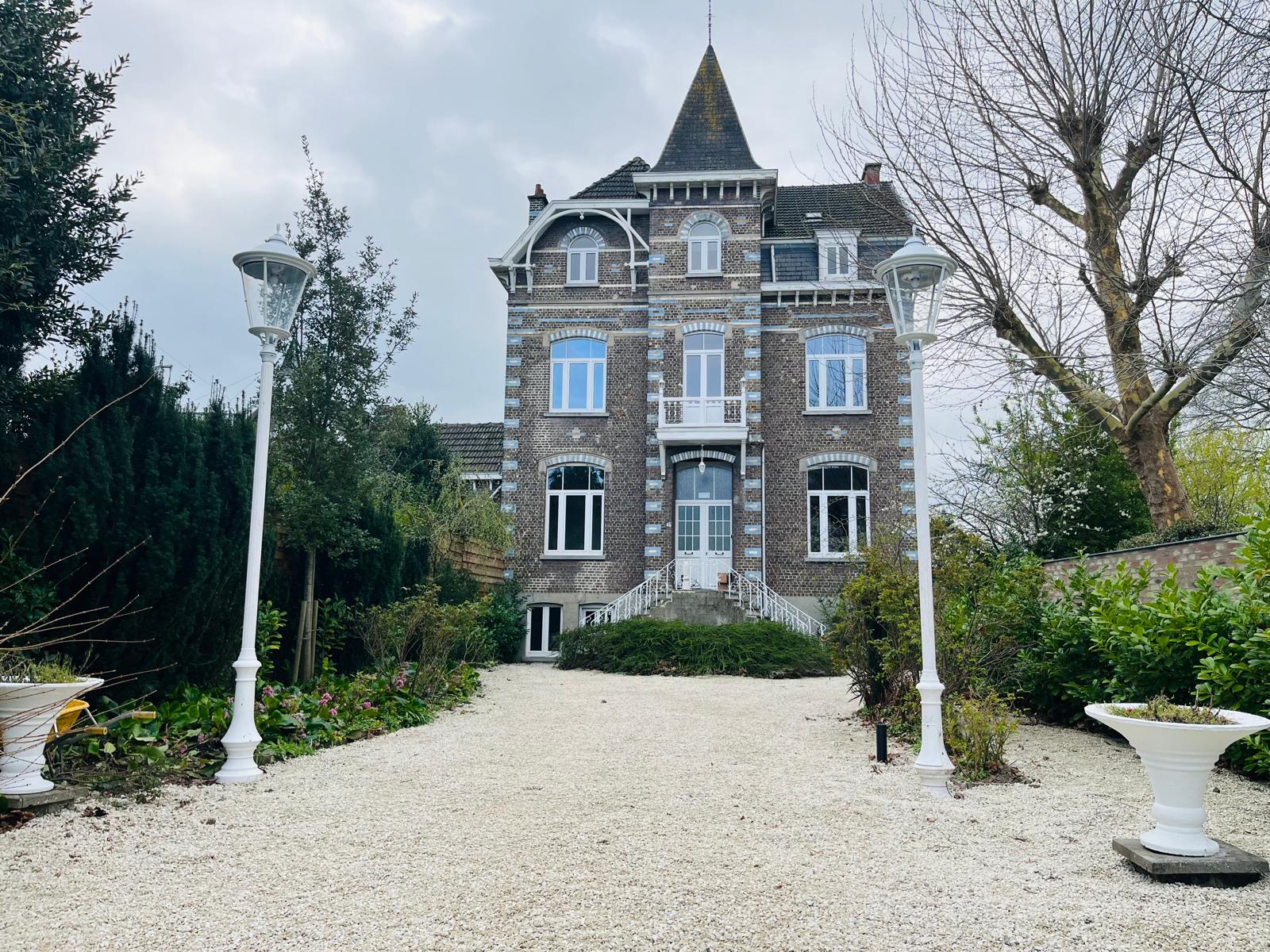 !NEW! Kasteel "De Varens" - beschikbaar voor RVV