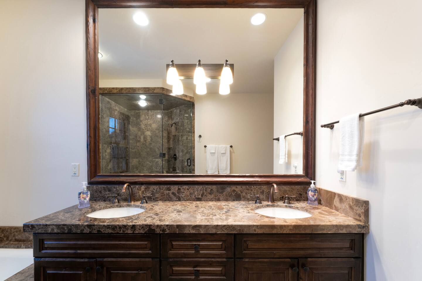 Property thumbnail 37