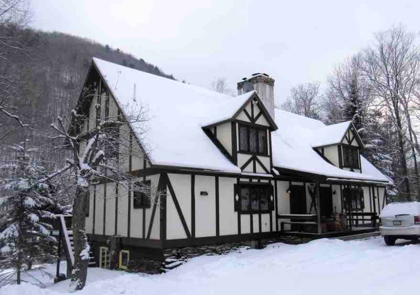 Glades Unit: Skyeship Gondola 2 miles w/ HOT TUB