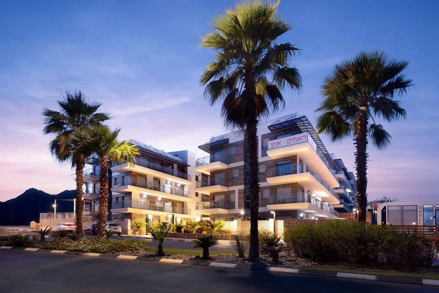 Apt in Luxury Complex | Pool, Spa, Gym