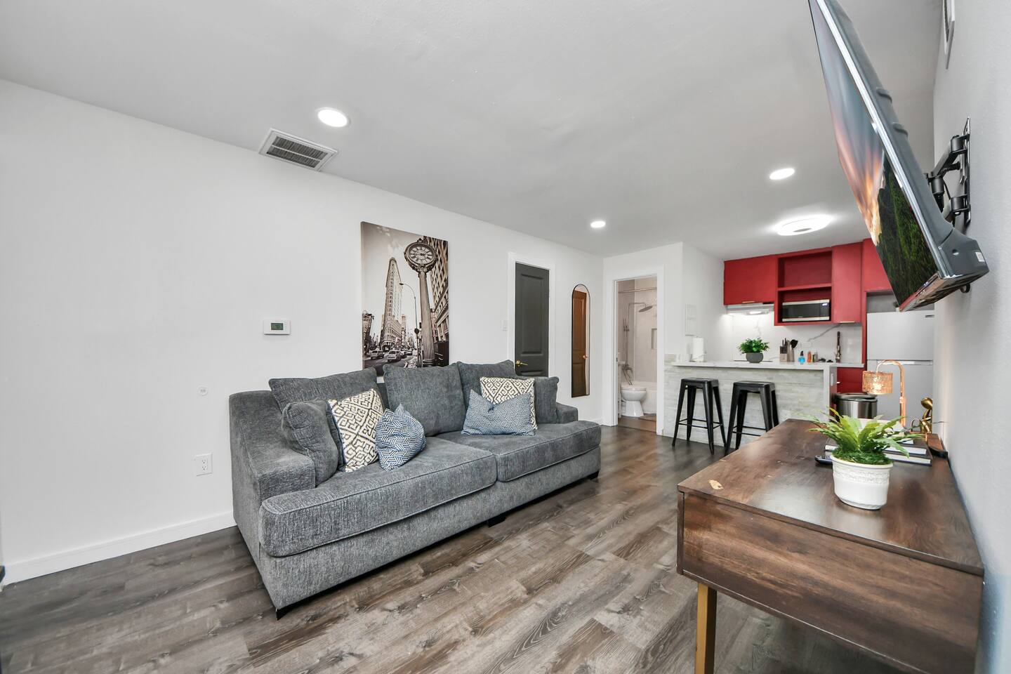 Arbor Flats #2 in the Heart of Houston