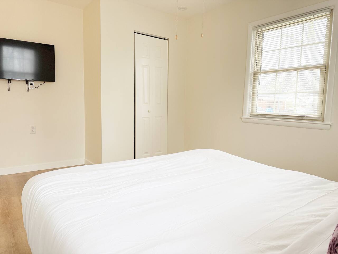 Northside Newly Renovated & Stylish 3BR/2.5BA