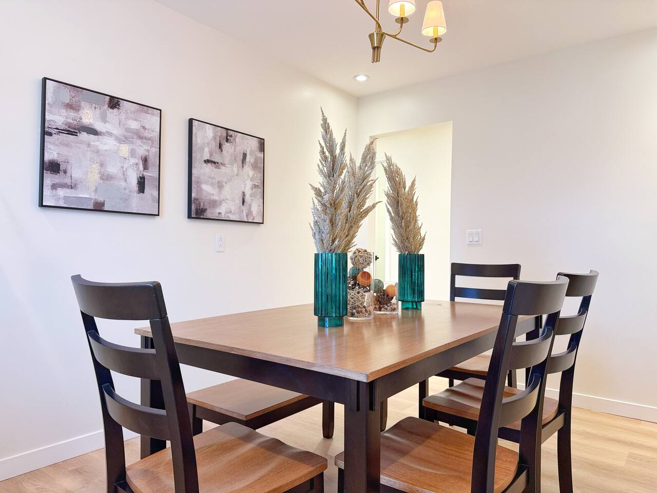 Northside Newly Renovated & Stylish 3BR/2.5BA