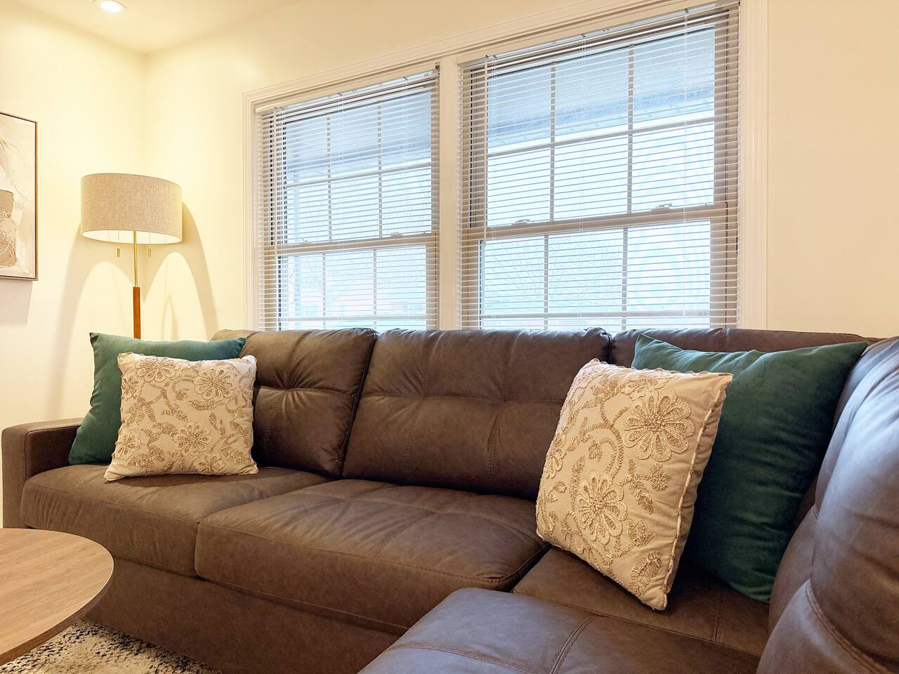 Northside Newly Renovated & Stylish 3BR/2.5BA