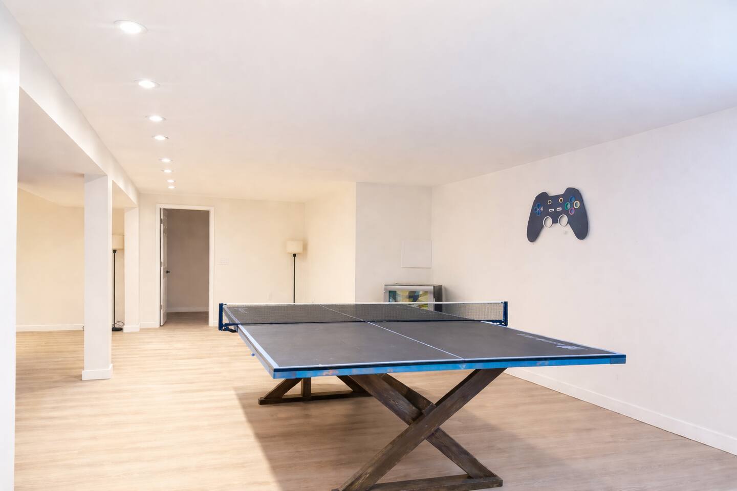 Northside Newly Renovated & Stylish 3BR/2.5BA