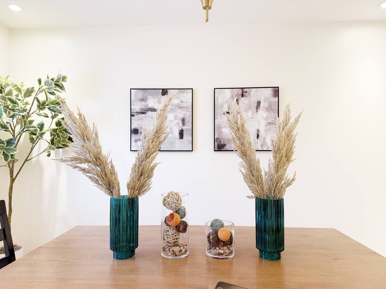 Northside Newly Renovated & Stylish 3BR/2.5BA